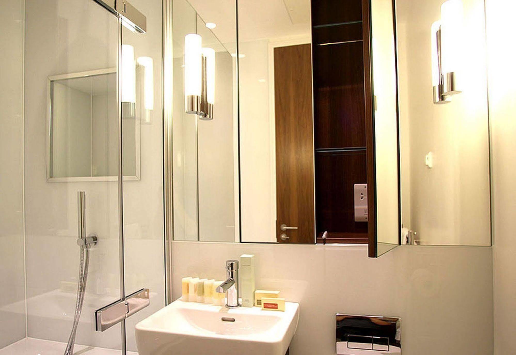 Hop Art House Serviced Apartments London Exterior photo
