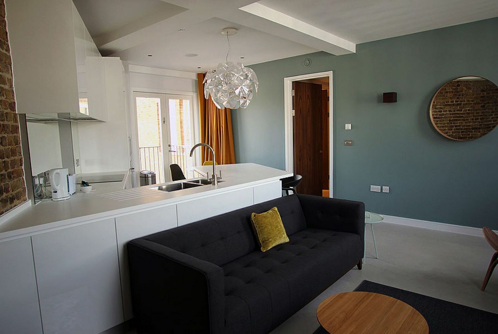Hop Art House Serviced Apartments London Exterior photo