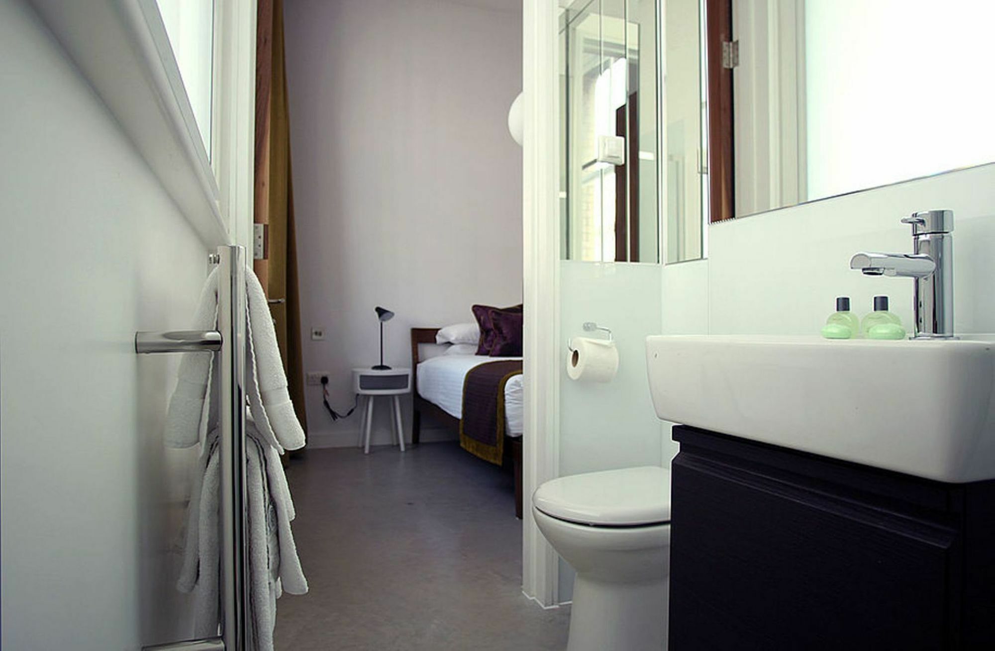Hop Art House Serviced Apartments London Exterior photo
